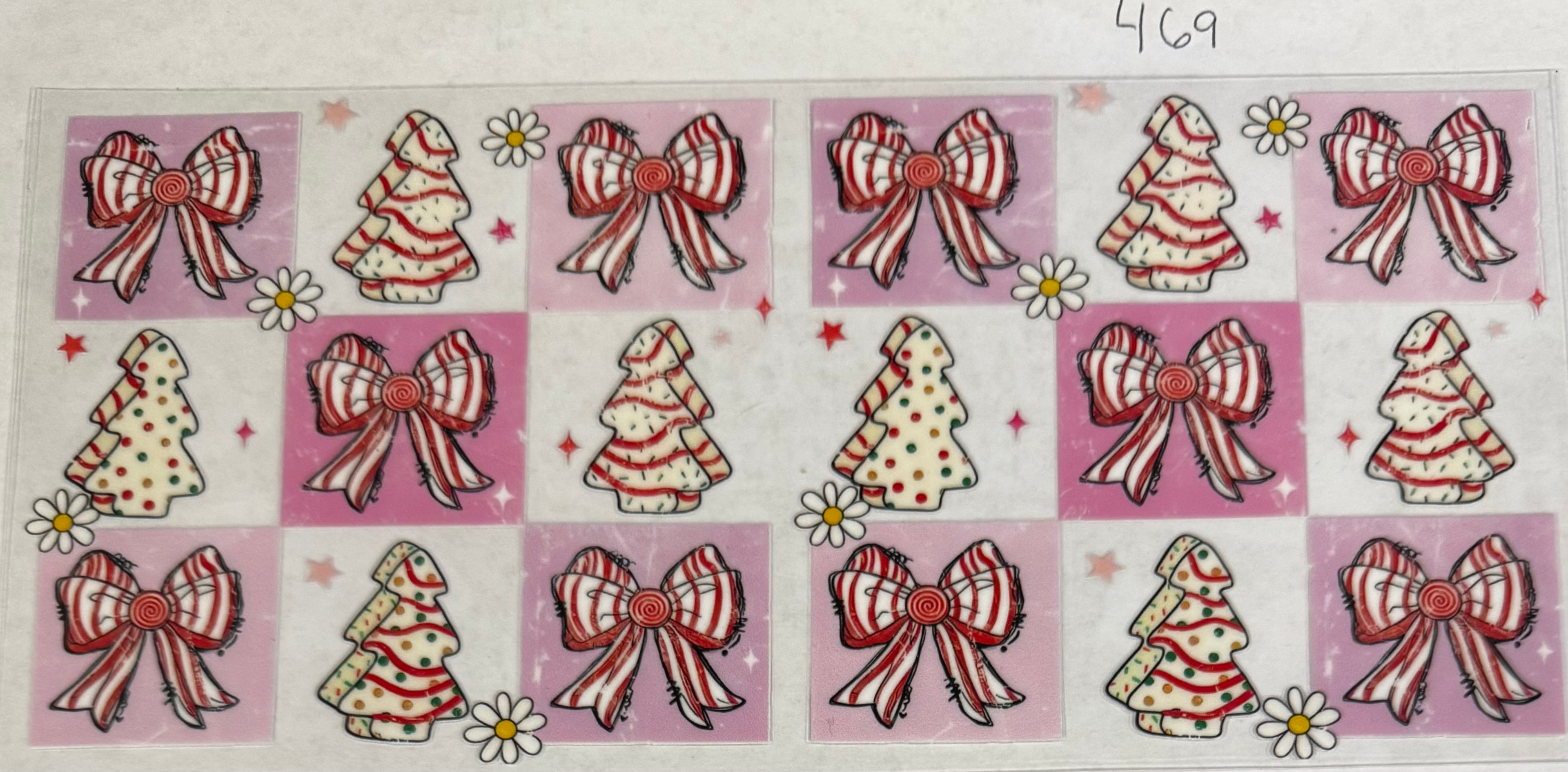 #469 Christmas tree cakes and bows