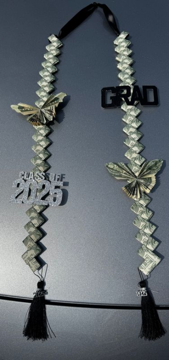 Money Lei